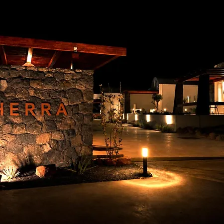 Therra & Sunset Terrace Aparthotel *