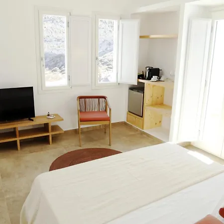 Therra & Sunset Terrace *